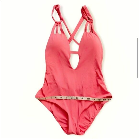 🆕 BECCA Skylar Color Code Plunge One Piece Swimsuit! coral swimsuit - Picture 4 of 6